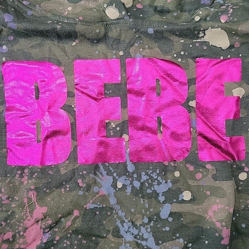 NEW Bebe EHoodie Sweatshirt Elastic Bebe Logo Size M (10/12) Y2K  Camo Paint - Picture 2 of 11